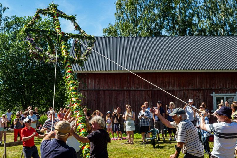 midsommar i kvivlax nagu